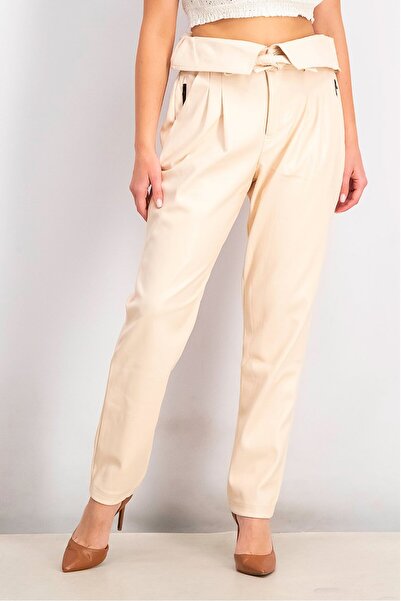 Juicy Couture بنطلون نسائي بقصّة عادية وحزام بلون الخوخ