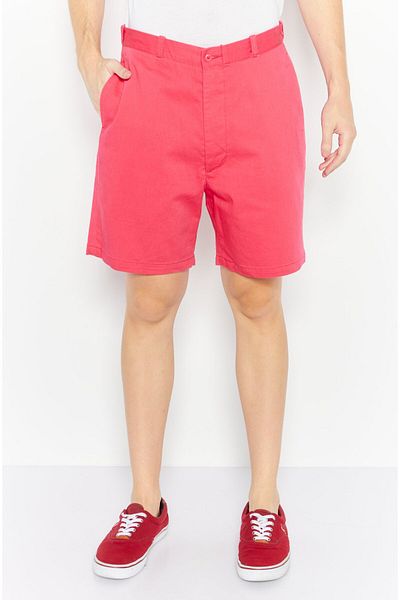 Levi's Men Solid Chino Shorts, Dark Pink