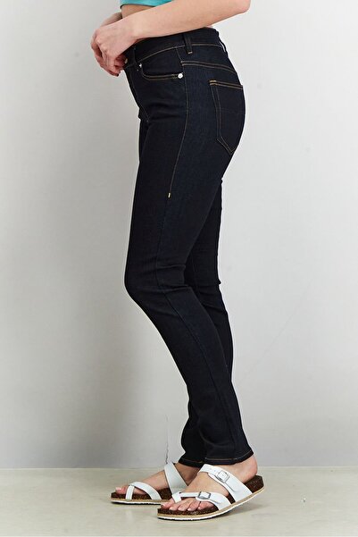 Diesel Women Skinny Fit Dark Wash Non-Stretchable Denim Jeans, Indigo