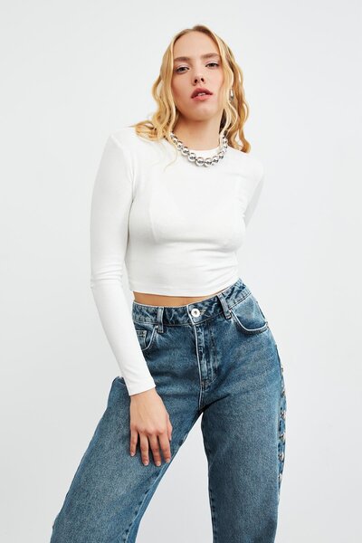 YOUR NAME Велосипедна комір Crop Екрю Жіноча блузка