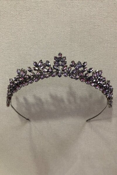 Limelia Mireasa de vis și coroana cu henna