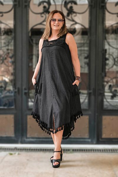 Zer Otantik Rochie de in fără mâneci cu detaliu ciucuri Negru