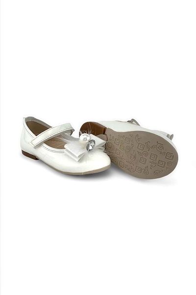 Mnk Patent Leather Feather Buckle Pearled Ballerina Shoes Ecru