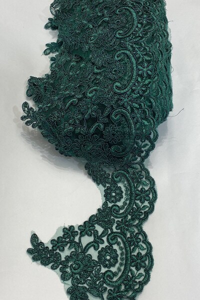 Limelia Πράσινη γαλλική δαντέλα με κορδέλα γκουπέρ