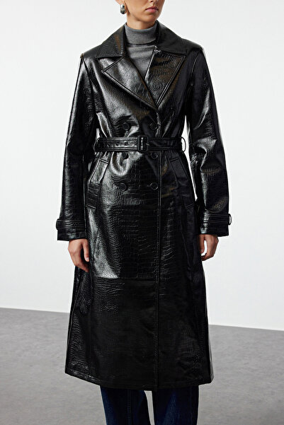 Trendyol Collection Czarny trencz z paskiem - TWOAW25TR00001