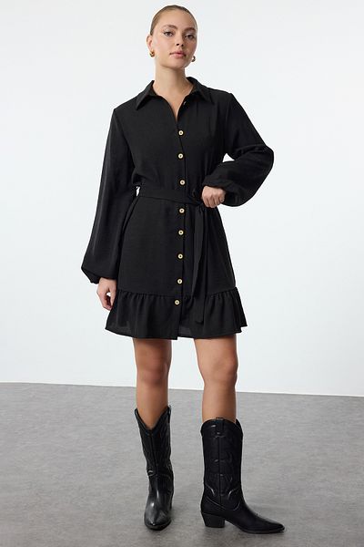 Trendyol Collection Μαύρο υφαντό πουκάμισο φόρεμα με μίνι φουσκωτό και ζωσμένο - Twoaw25el00551