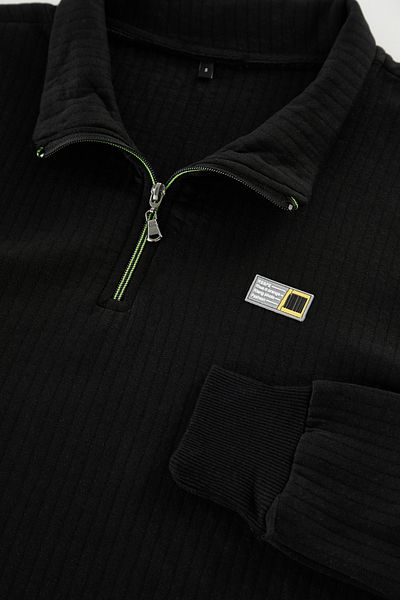 Edit by Trendyol Label Detailed Black Quilted Men's Sweatshirt - Zipper Collar Tedaw25Sw00028