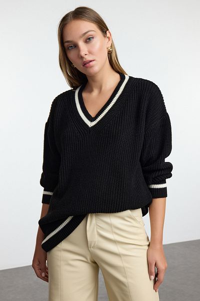 Trendyol Collection Pulover negru cu decolteu în V - Potrivire largă TWOAW25KZ00368