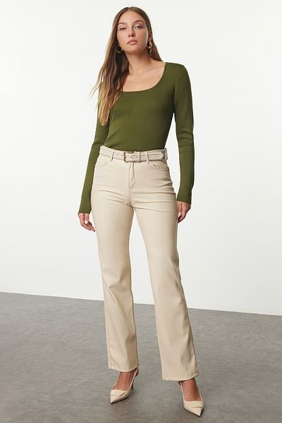Trendyol Collection Khakifarbener Strickpullover mit Poolkragen - Twoaw25kz00193