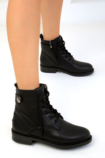 SOHO Women's Black Boots - 19552 Model Bootie