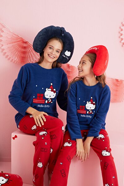 Siyah İnci Hello Kitty Lisanslı Polar Lacivert Çok Renkli Nakışlı Bisklet Yak...