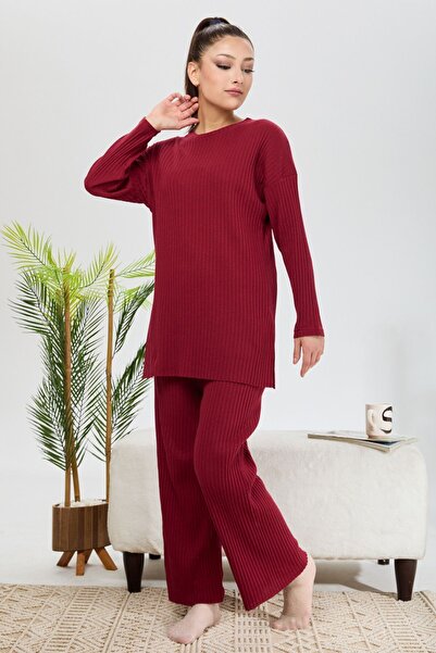 TOFİSA Дамски панталон с червена туника и право деколте - 23462