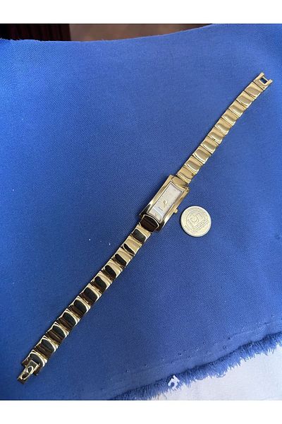 Almera Alsaat Vintage Retro Women's Watch