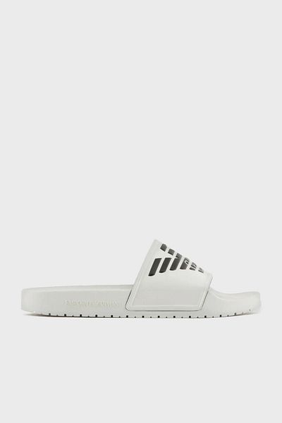 Emporio Armani شباشب مسطحة بشعار للجنسين شباشب للجنسين XVPS08 XN747 D611