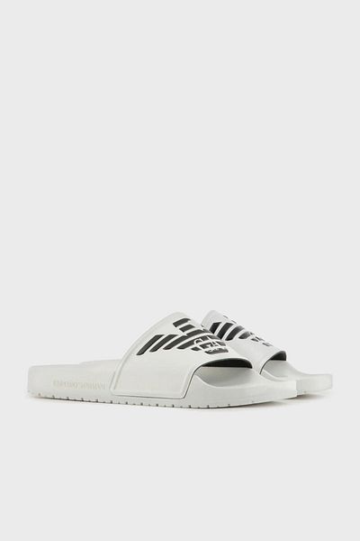 Emporio Armani شباشب مسطحة بشعار للجنسين شباشب للجنسين XVPS08 XN747 D611