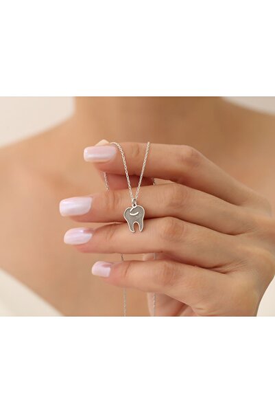 Gümüşistan 925 Ayar Gümüş Minimal Diş Figürlü Kolye