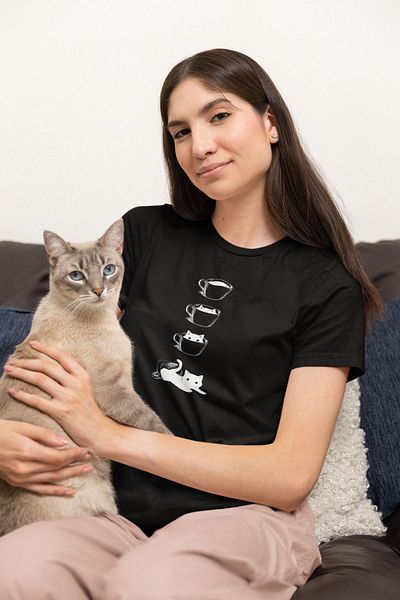 SM Satranç Medya Μπλουζάκι Unisex - Σχέδιο Κύπελλο με Γάτα, Μπροστινό Τυπωμένο
