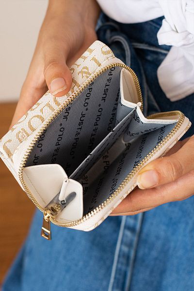 Just Polo Women's Wallet with Folding Magnetic Text Printed