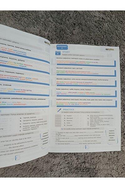 Erkan Önler Yayınları Yds-yökdil Yeni Kendi Kendine Kelime (SON BASKI)