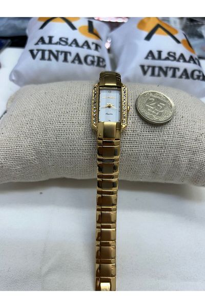 Almera Vintage Women's Watch Alsaat - L02077