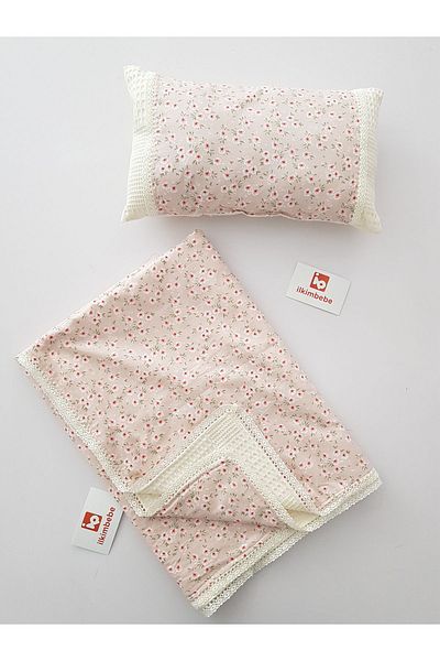 ilkimbebe Pique Blanket Pillow - Floral Lace