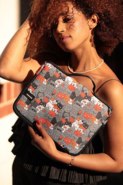 Moserini iPad Pro 6.Nesil 12.9”/ 7.Nesil 13”/ Air M2 13” Wi-Fi Smart Slim Desenli Tablet Çantası - Catlantis