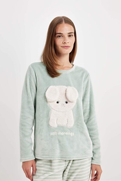 DeFacto Kadın Fall In Love Baskılı Bisiklet Yaka Uzun Kollu Çizgili Welsoft Pelüş Pijama Takımı C5443ax24au