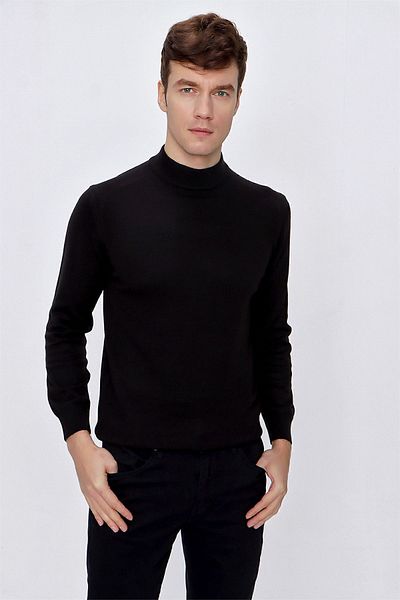 Morven Πλεκτό πουλόβερ Basic Dynamic Fit Relaxed Cut με μισό ζιβάγκο