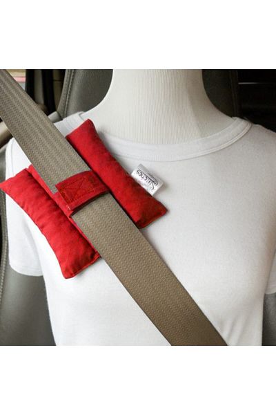 Bundeba Support Seat Belt Support Pillow Red Adjustable Chest Travel Pillow