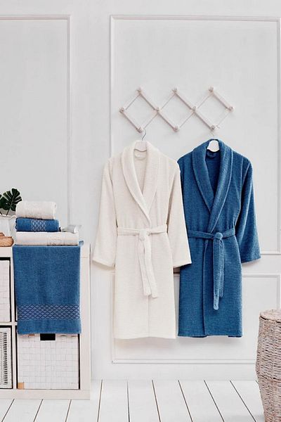 Acacia 8 Piece Boxed Bathrobe Set Indigo - Cream