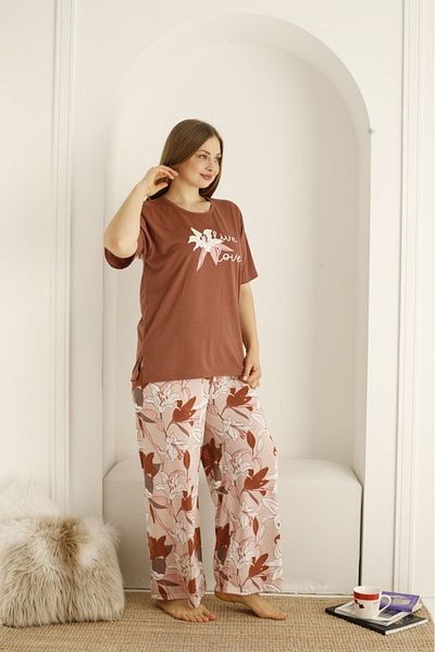 makkash Women's Brown Floral Printed Bottom Long Plus Size Pajama Set