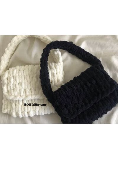 Alize Soft White Leggings and Short Sling Bag