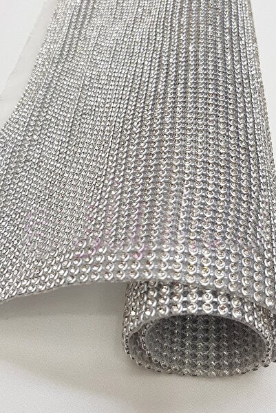 Limelia Mec care se lipsește cu fierul de călcat argintiu