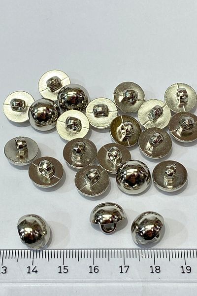 Limelia 10 Pieces Silver Plastic Pearl Button