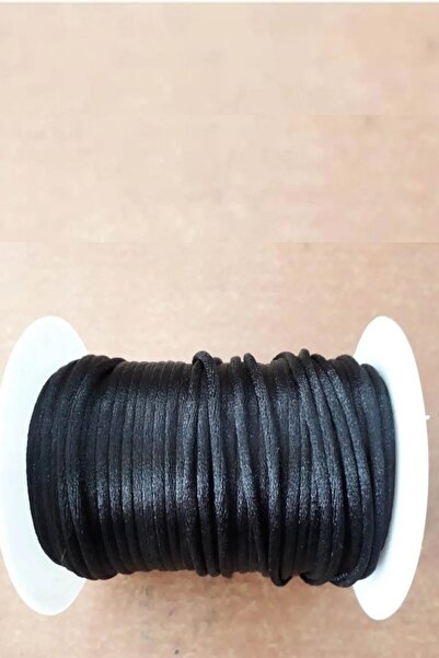 Limelia Черно сатенено въже с дебелина 2 мм. 10 метра