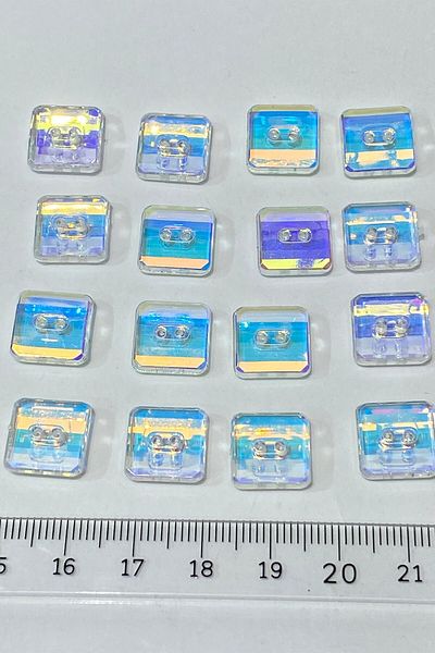 Limelia 10 Pieces of Janjan Square Plastic Perforated Button