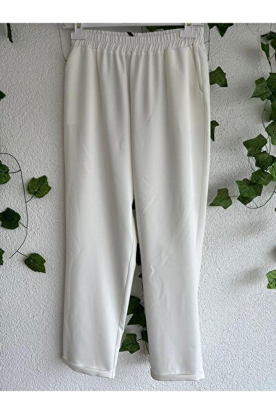 Nuss Ecru Crepe Carrot Trousers - 4001 Model