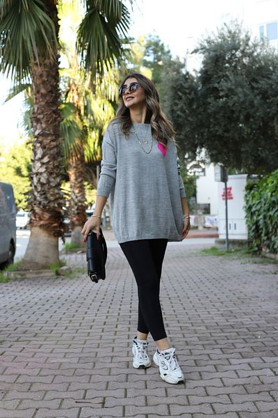 bytugcekaya Gray Crew Neck Heart Sweater