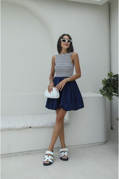 Havoş Ecru sötétkék csíkos ruha vastag pántos ballon szoknyával