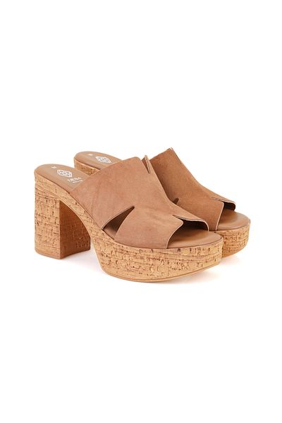 Desa Women's Tan Platform Heeled Leather Slippers