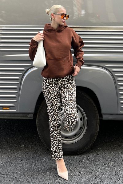 Madmext Bitter Brown Kapuzen-Raised-Oversize-Taschen-Sweatshirt MG2206