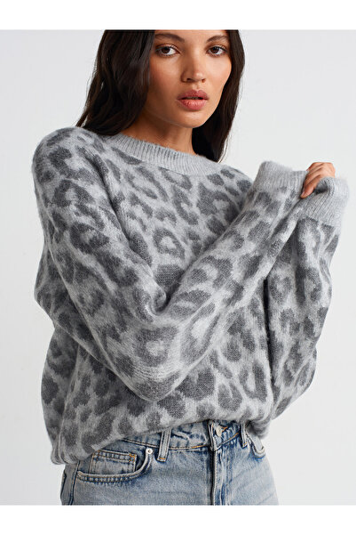 Dilvin Model 10632 - Pulover de tricotaj cu decolteu rotund cu imprimeu leopa...