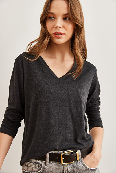 Olalook Černá dámská halenka z viskózy s výstřihem do V - Blz- 19002729