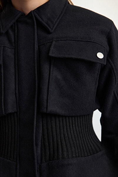 Trendyol Collection Oversize černá bunda Stamp - Detailní pletenina, TWOAW25MO00178