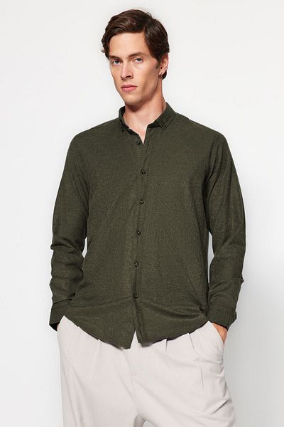 Trendyol Collection Grünes Slim Fit Winterhemd - Knopfkragen TMNAW20GO0094