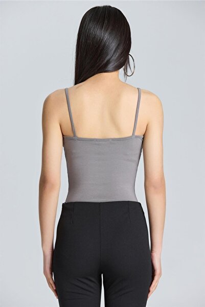 boutiquen 2564 Ανθρακί λουράκι μπλούζα με λεπτομέρεια συλλογής στη μία πλευρά