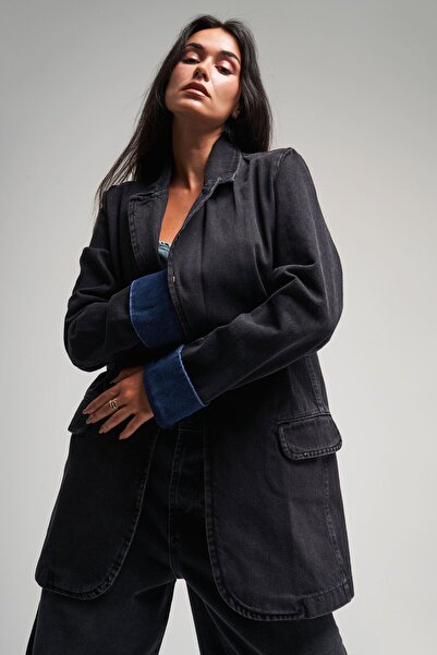 its basic Black Women's Oversize Cotton Jacket - 100% Cotton Loose Cut