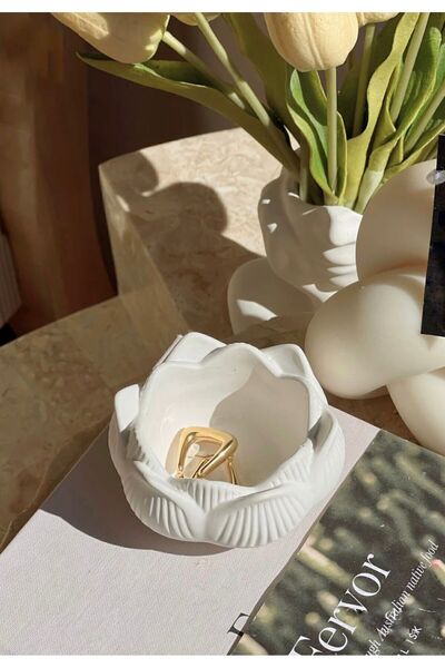 AYME Decoration طبق زخرفي على شكل لوتس