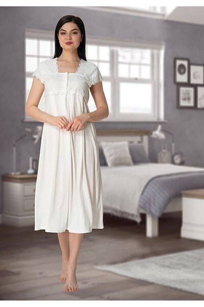 ByLohusa Нощница за бременни Effortt в екрю дантела