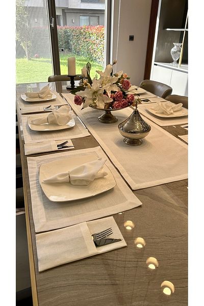 Decamor home Set de 7 bucăți Runner alb cu sclipici perlat și set de servicii americane (serviciu nu este inclus)